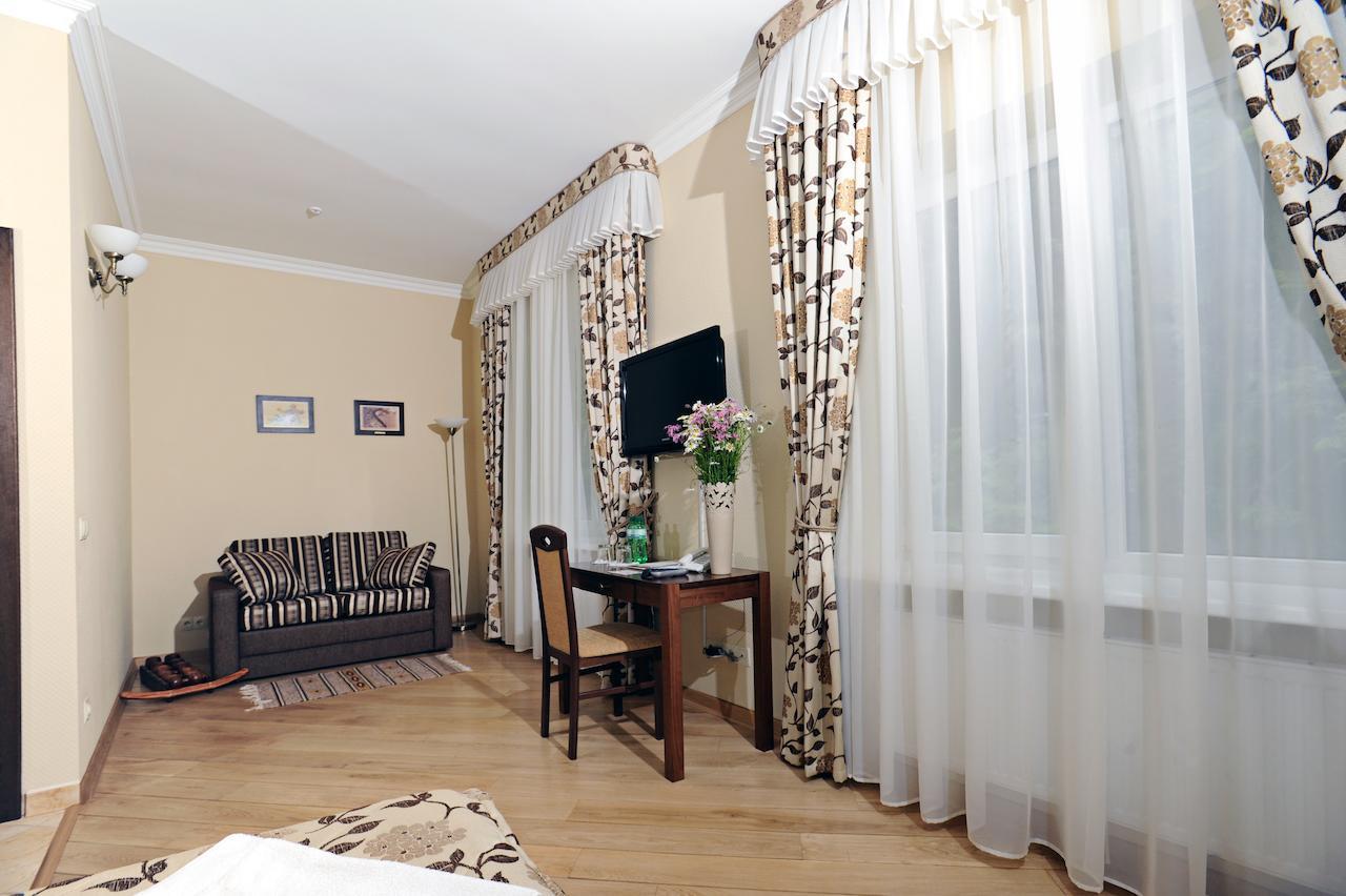Zolota Forel Hotel Korostov Værelse billede